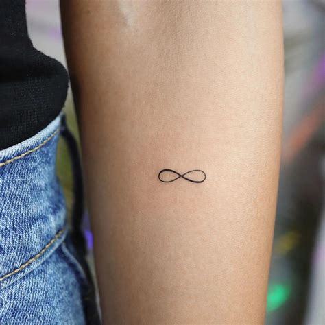 tatuajes de infinito|98 Tatuajes de infinito: El significado del símbolo。